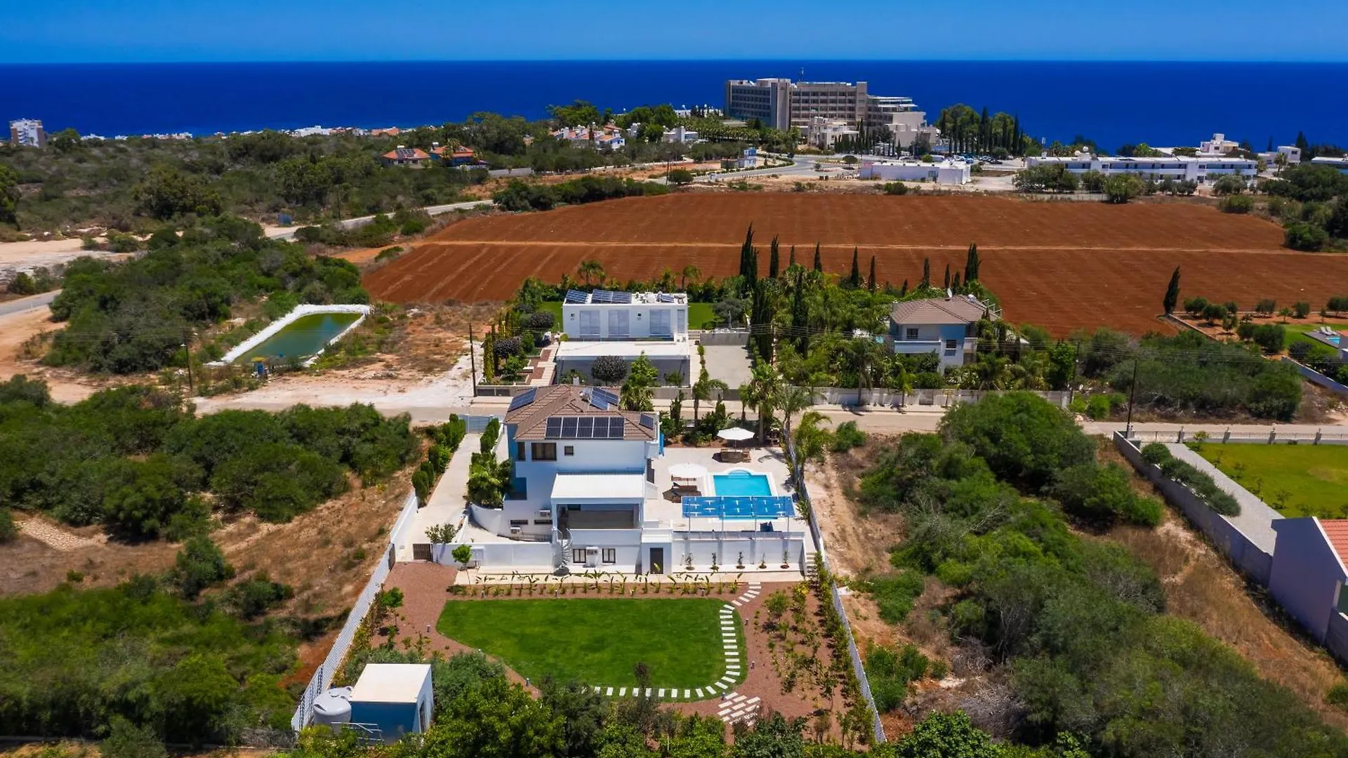 Pantio Living Villa location